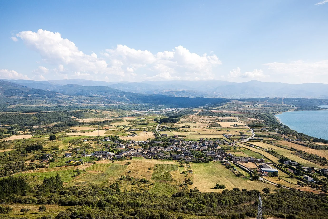 El valle del Bierzo visto desde el hotel
